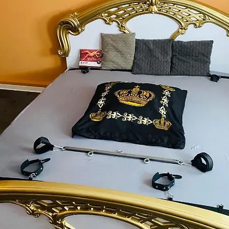 Privatunterkunft Liebesnest Erotikzimmer Bdsm *