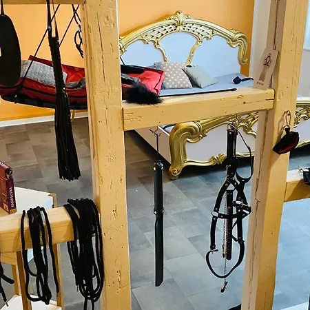 Liebesnest Erotikzimmer Bdsm *